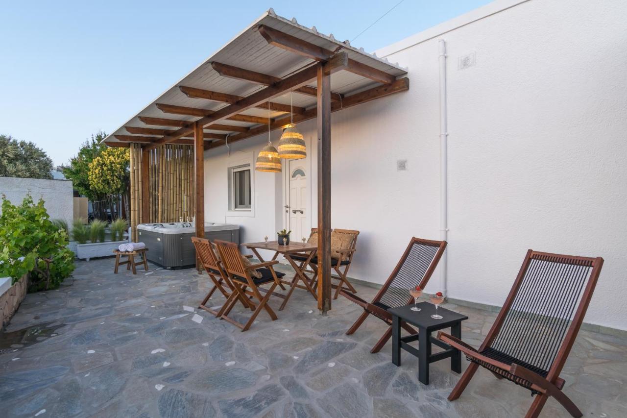 Kallia'S Suites Milos Adamantas  Exteriér fotografie