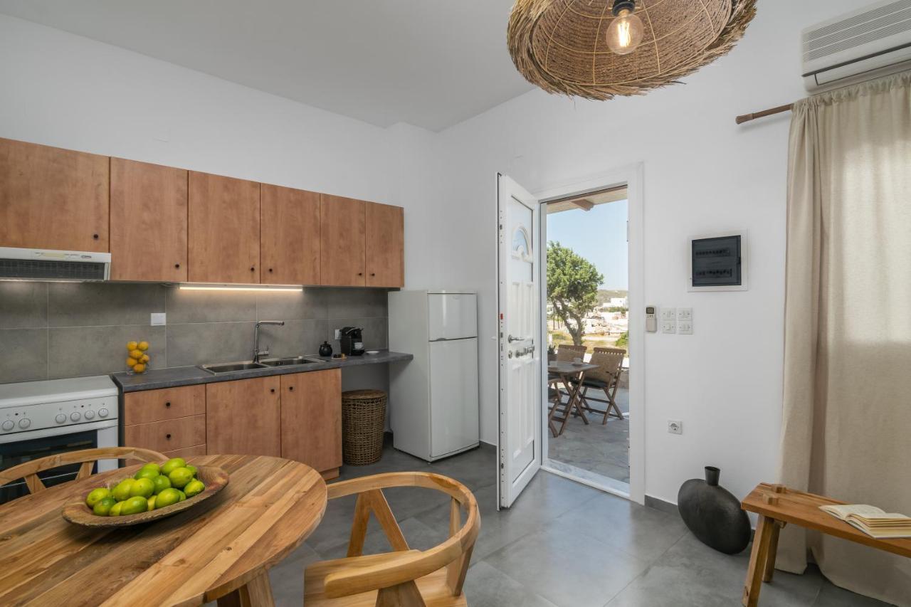 Kallia'S Suites Milos Adamantas  Exteriér fotografie