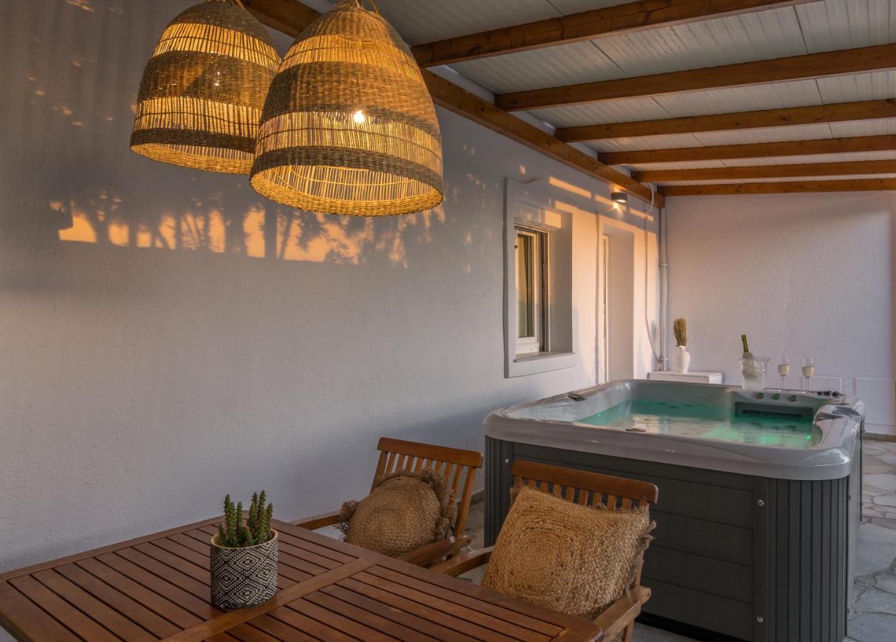 Kallia'S Suites Milos Adamantas  Exteriér fotografie